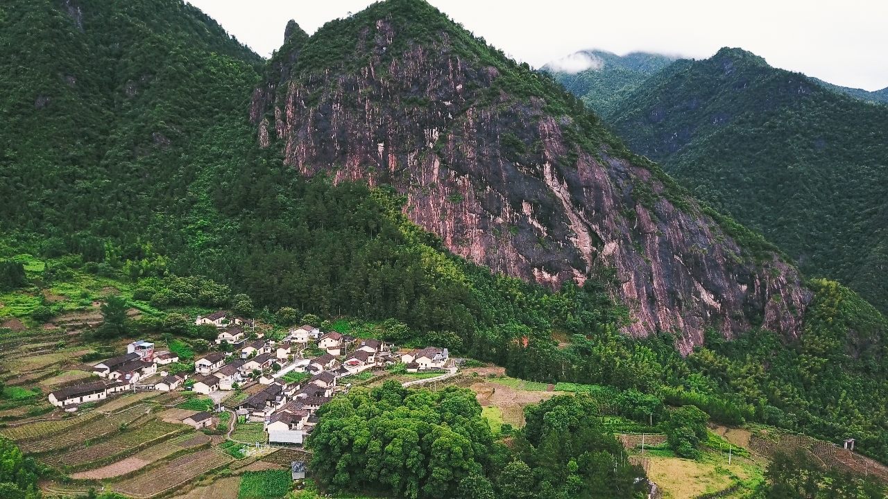 樂(lè)領(lǐng)·旗山俠隱入選麗水市示范“鄉(xiāng)村僑舍”