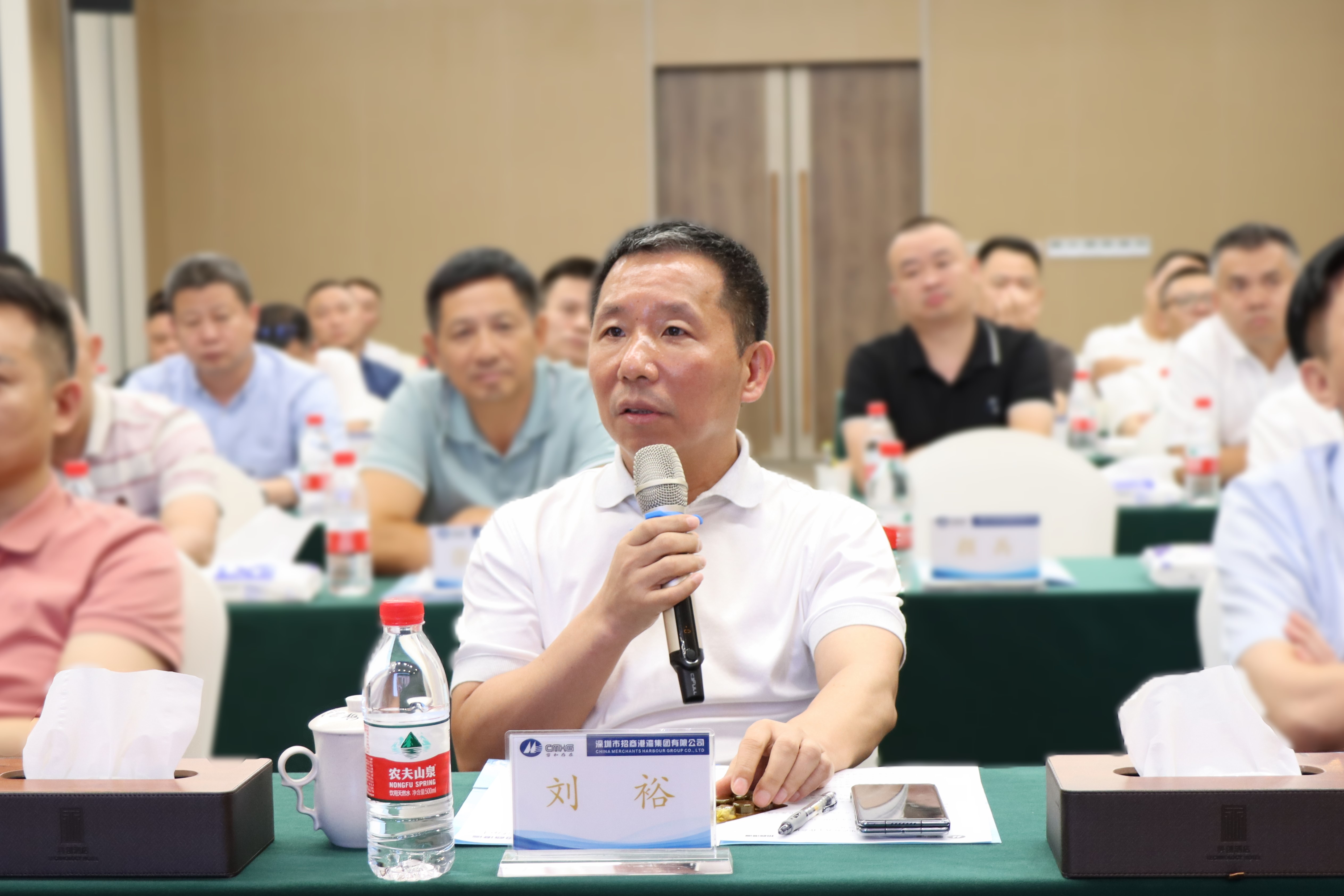 集團(tuán)董事長、總裁劉裕講話1.JPG